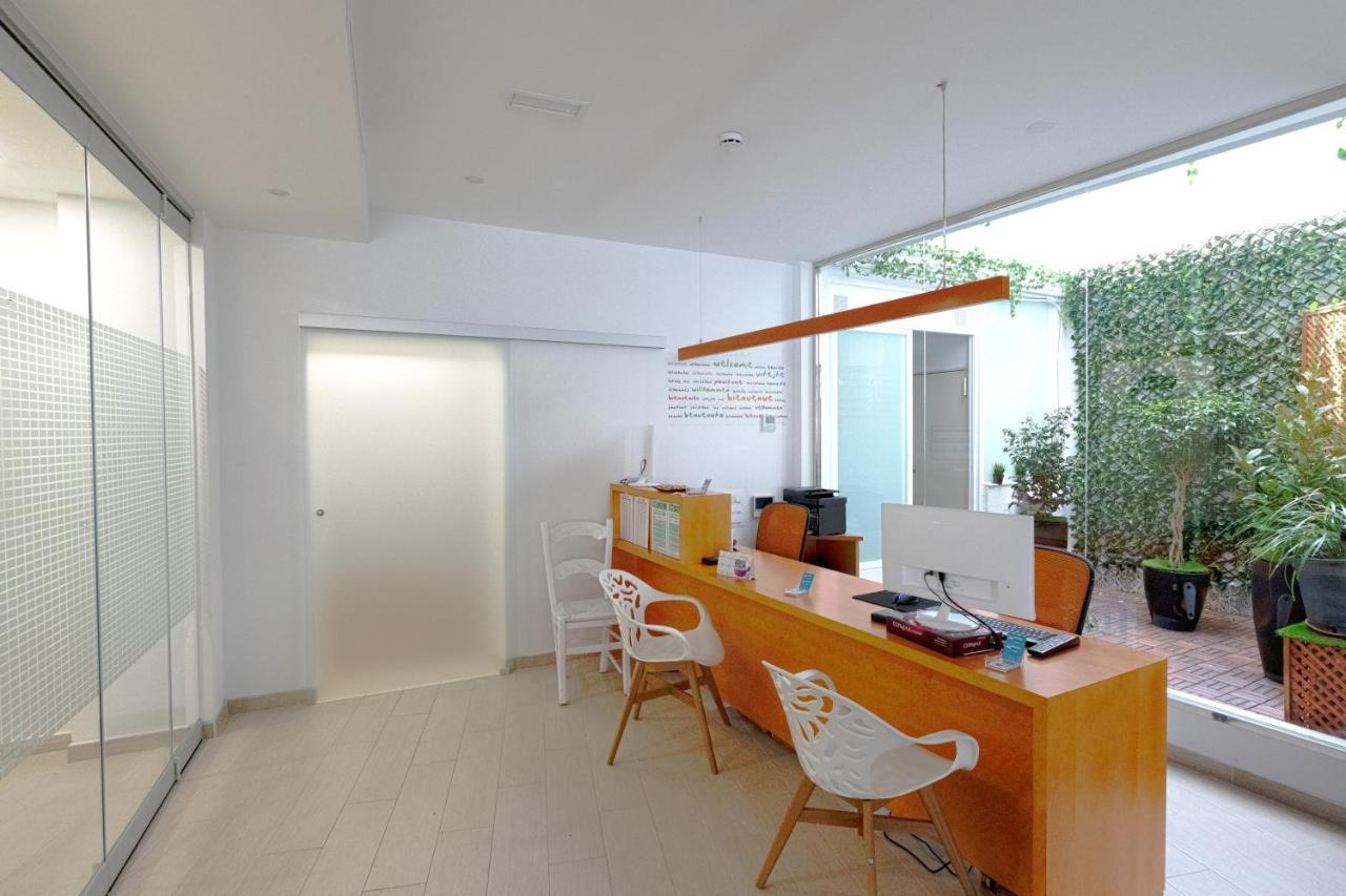 Hostal Gran Via Пинто Экстерьер фото