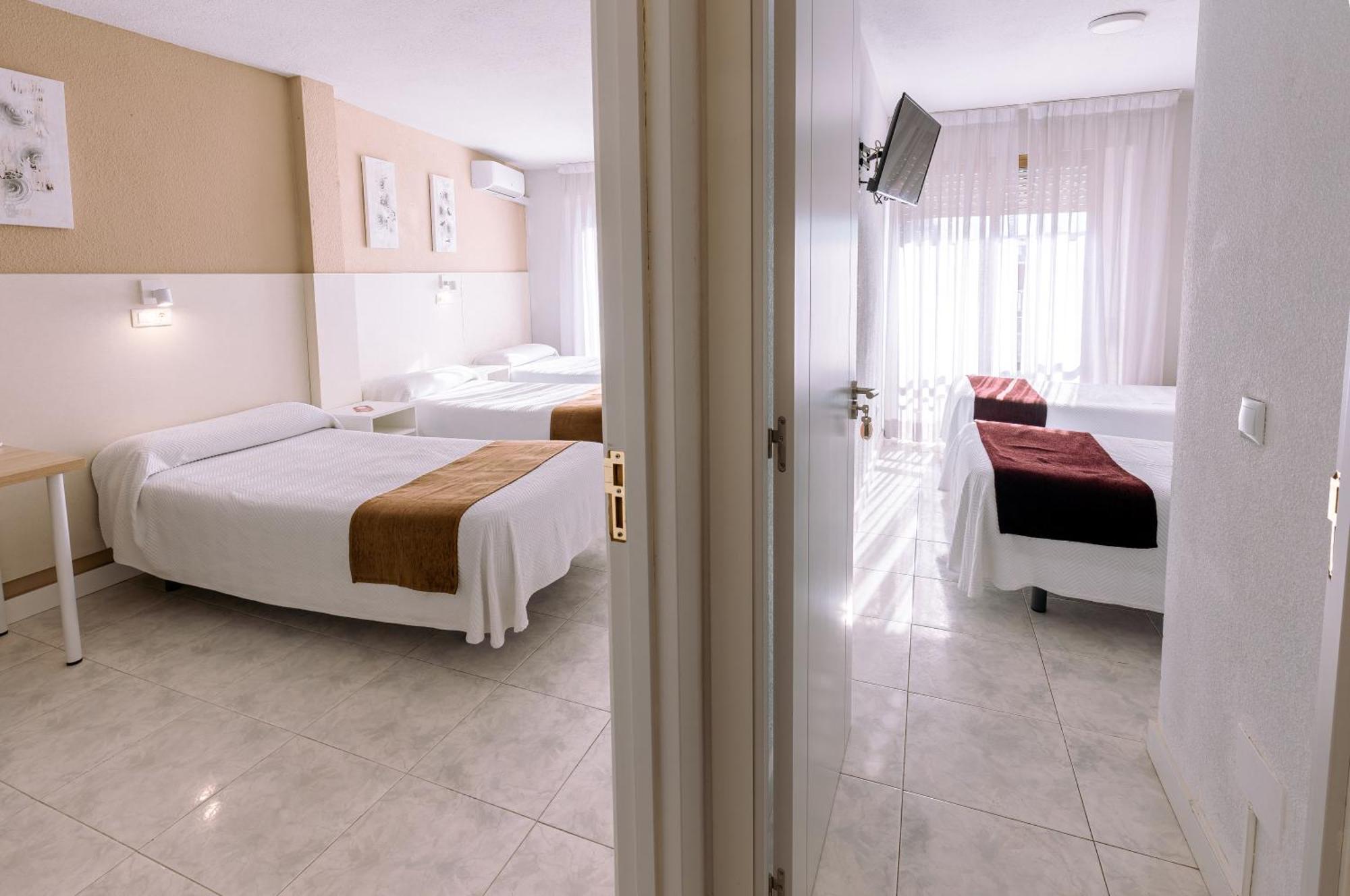 Hostal Gran Via Пинто Экстерьер фото