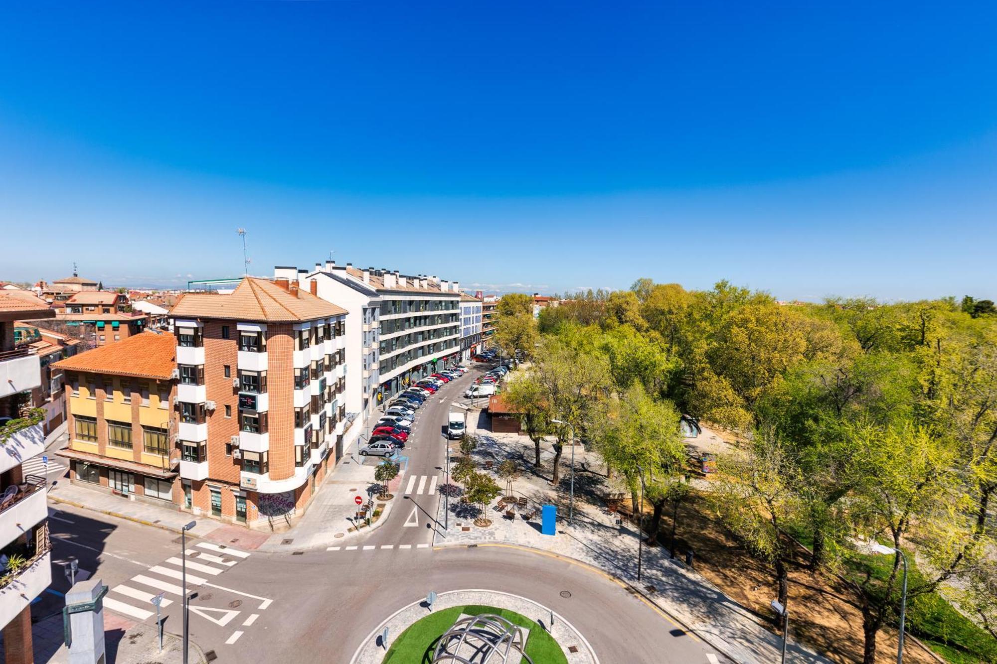 Hostal Gran Via Пинто Экстерьер фото