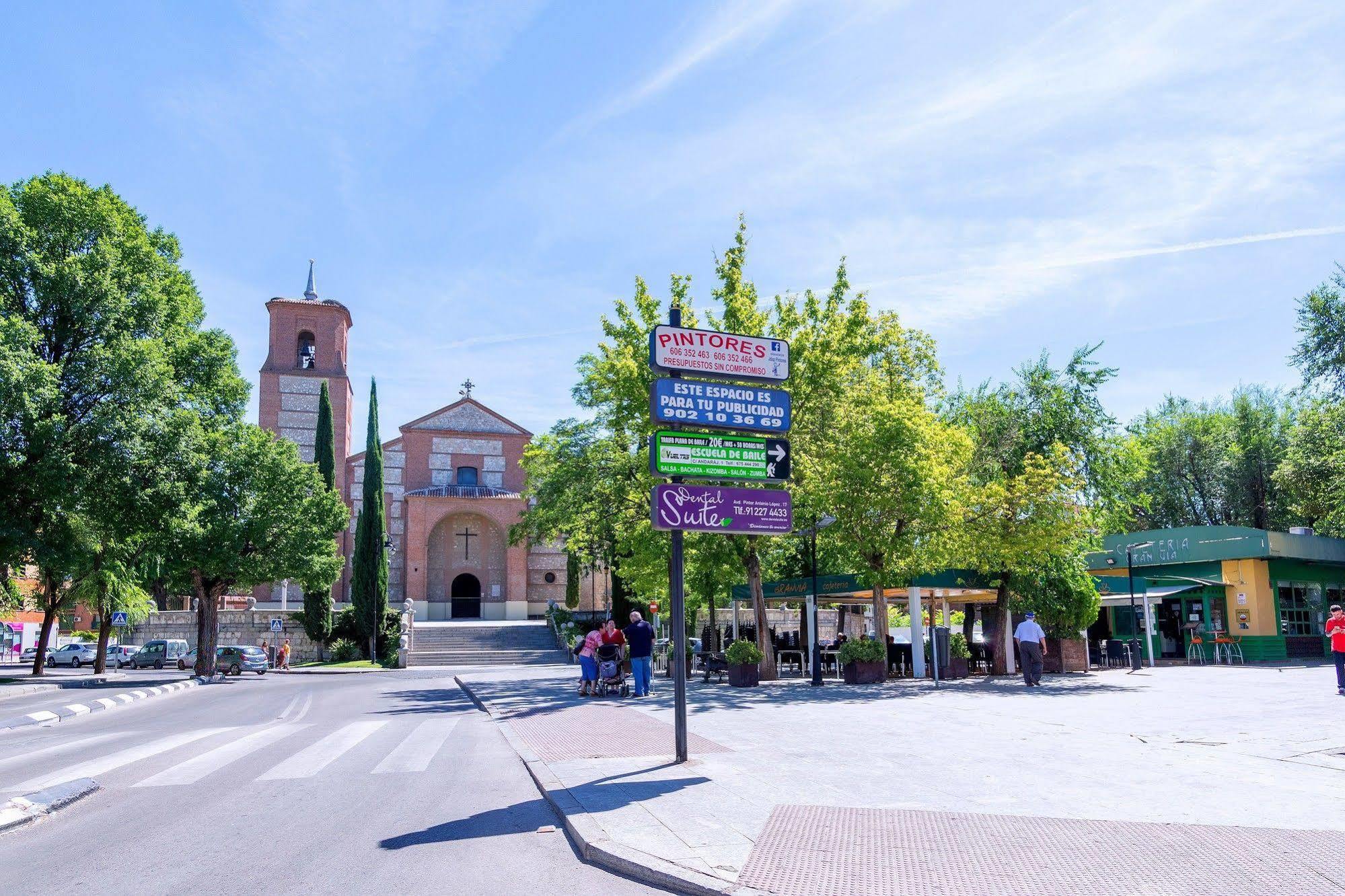 Hostal Gran Via Пинто Экстерьер фото